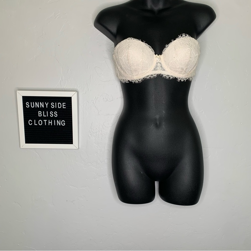 Victoria’s Secret Dream Angel White Lace Strapless Multiway Bra 32B